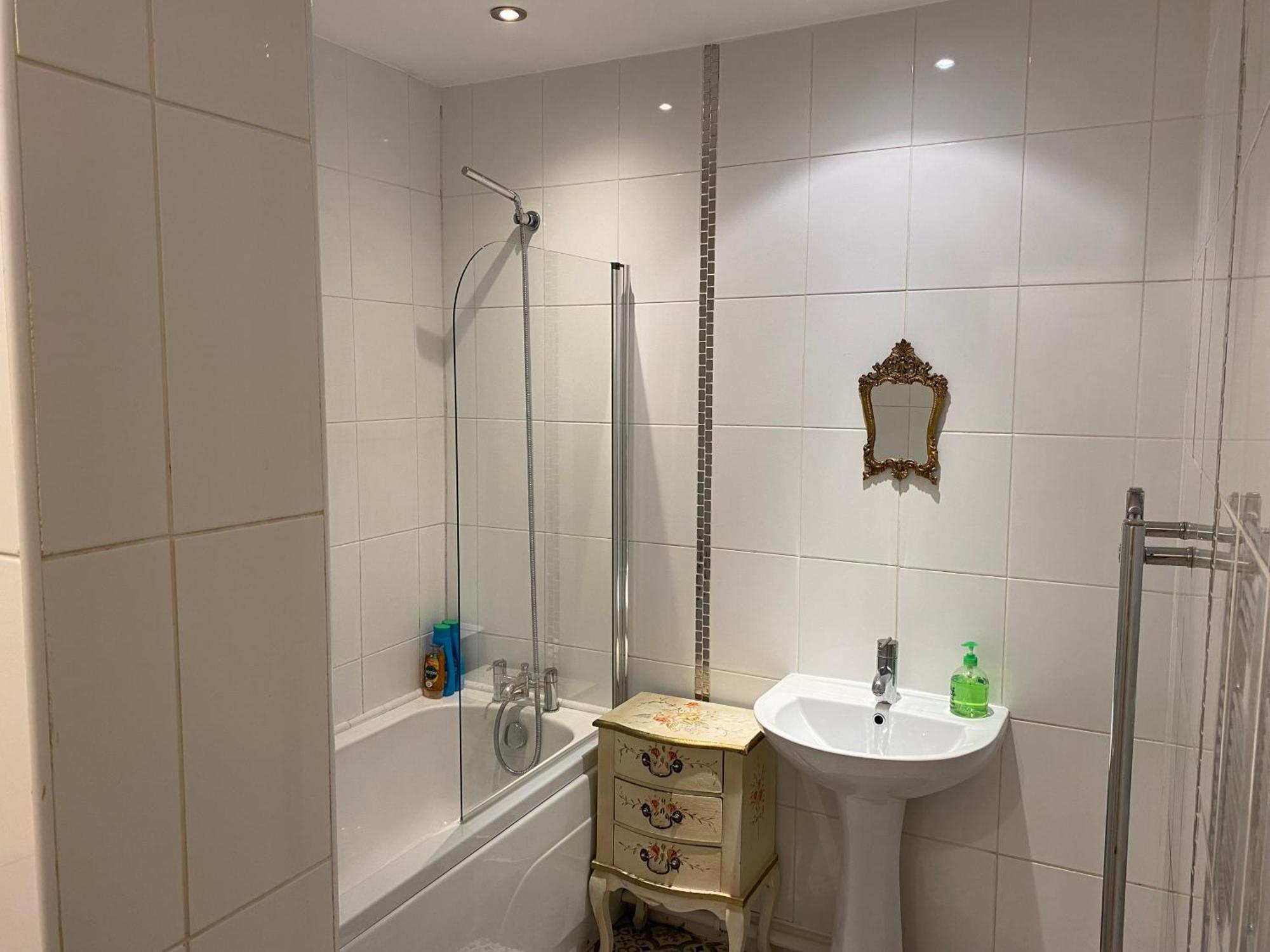 Quirky Town Centre Apartment With River Terrace Macclesfield Exterior foto