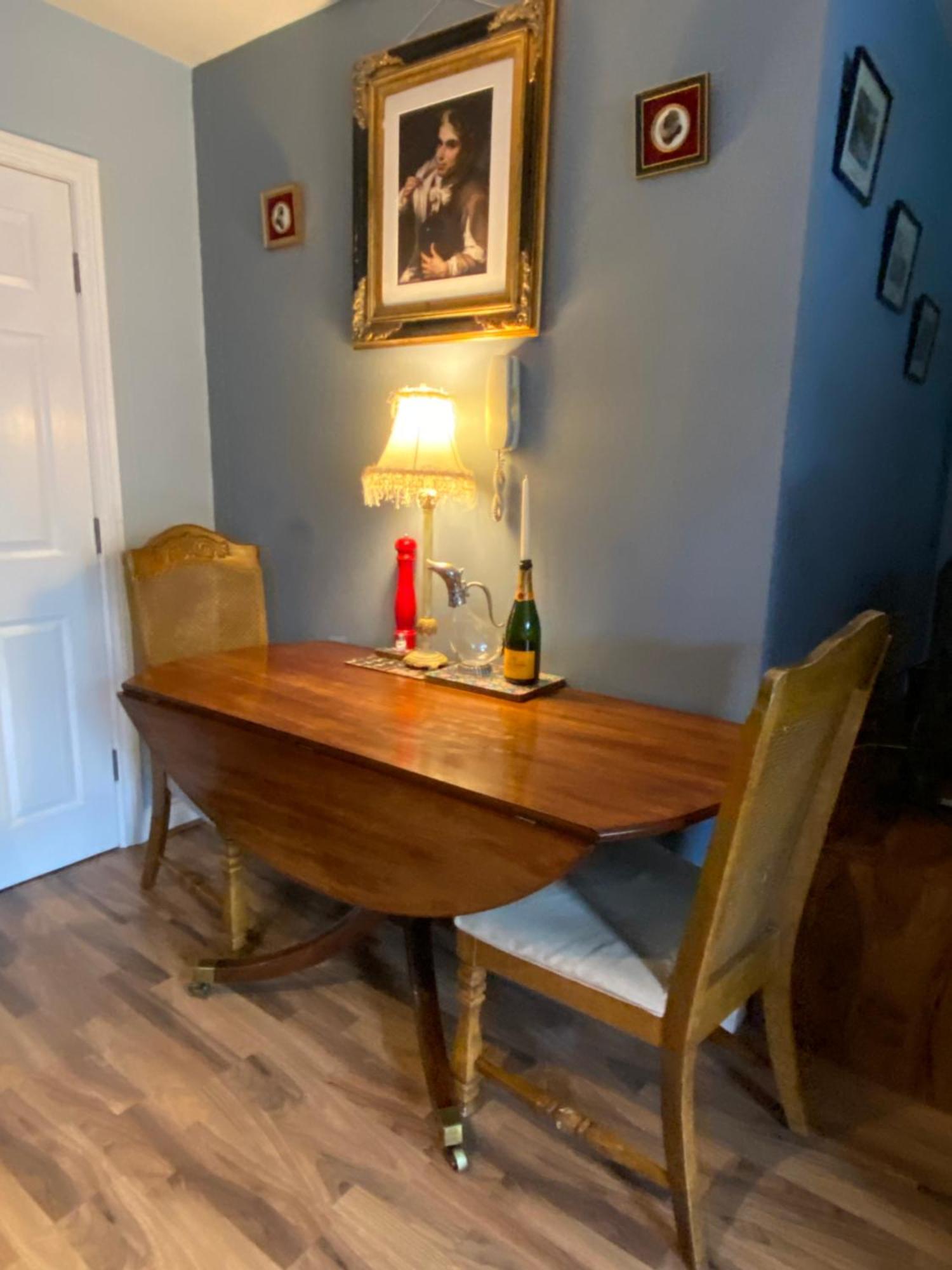 Quirky Town Centre Apartment With River Terrace Macclesfield Exterior foto